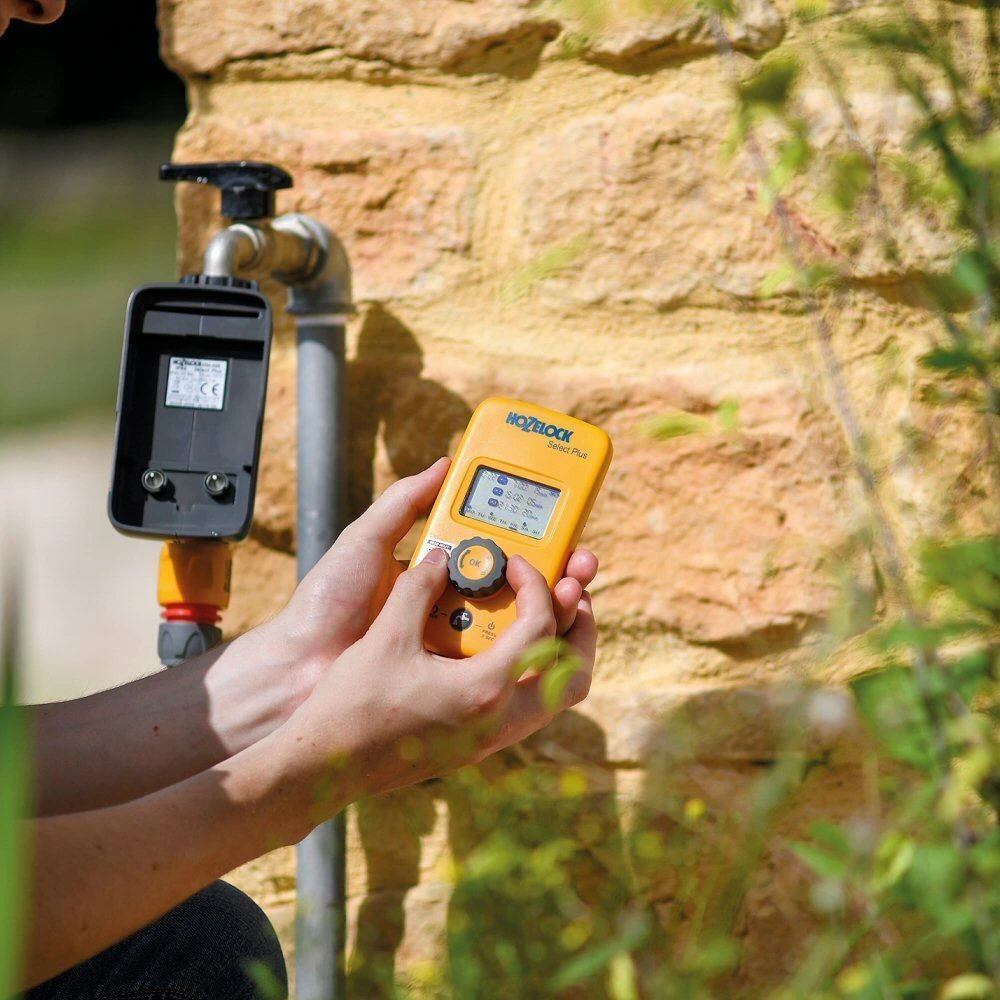 Hozelock Select Plus Controller 4 Hozelock Select Plus Controller - Image 2