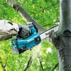 Makita DUC254Z 18v LXT Cordless Brushless 25cm Chainsaw W/ Smartholder Sawhorse -Garden Care 75021840 2