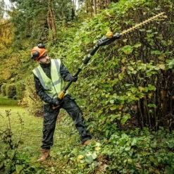 Dewalt DCMPH566N 18V XR Pole Hedge Trimmer 25mm Gap - Body -Garden Care 75536114 4