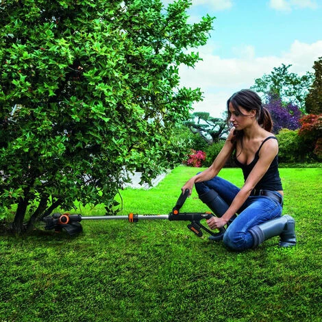 Worx WG163E 30cm 20V MAX Cordless Grass Trimmer, 2x 2.0Ah Batteries & Charger 7 Worx WG163E 30cm 20V MAX Cordless Grass Trimmer, 2x 2.0Ah Batteries & Charger - Image 5