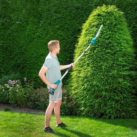 VONROC Telescopic Hedge Trimmer 20V (Incl. 4.0Ah Battery And Quick Charger) - Tiltable Blade - Extendable Pole (200-260 Cm) 5 VONROC Telescopic Hedge Trimmer 20V (Incl. 4.0Ah Battery And Quick Charger) - Tiltable Blade - Extendable Pole (200-260 Cm) - Image 3
