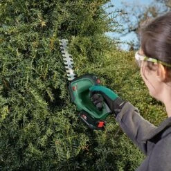 Bosch Advanced Shear 18V-10 Cordless Garden Pruner Shrub Hedge Grass 2.0Ah Batt -Garden Care 86611011 4