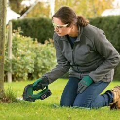 Bosch Advanced Shear 18V-10 Cordless Garden Pruner Shrub Hedge Grass 2.0Ah Batt -Garden Care 86611011 5
