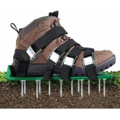 Lawn Aerator - Lawn Scarifier -Versailles- Shoes With 5 Adjustable Straps And Metal - Universal Size - Suitable For Shoes Or Boots