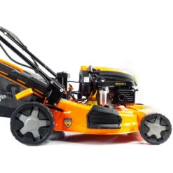 P1 Hyundai Powered 51cm / 20 Petrol Electric Start Lawnmower P5100SPE 11 P1 Hyundai Powered 51cm / 20 Petrol Electric Start Lawnmower P5100SPE -Garden Care 9132449 5