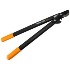 Fiskars PowerGear™ Bypass Loppers - Medium